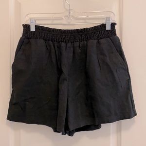 Universal Thread high-waisted pull-on shorts, sz M